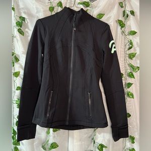 NWOT Lululemon peloton define jacket black size 4